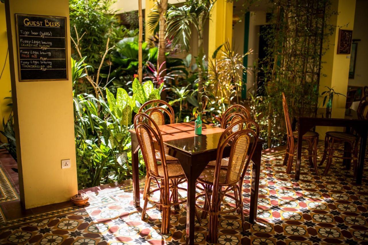 Hotel Old Cinema Kampot Eksteriør bilde