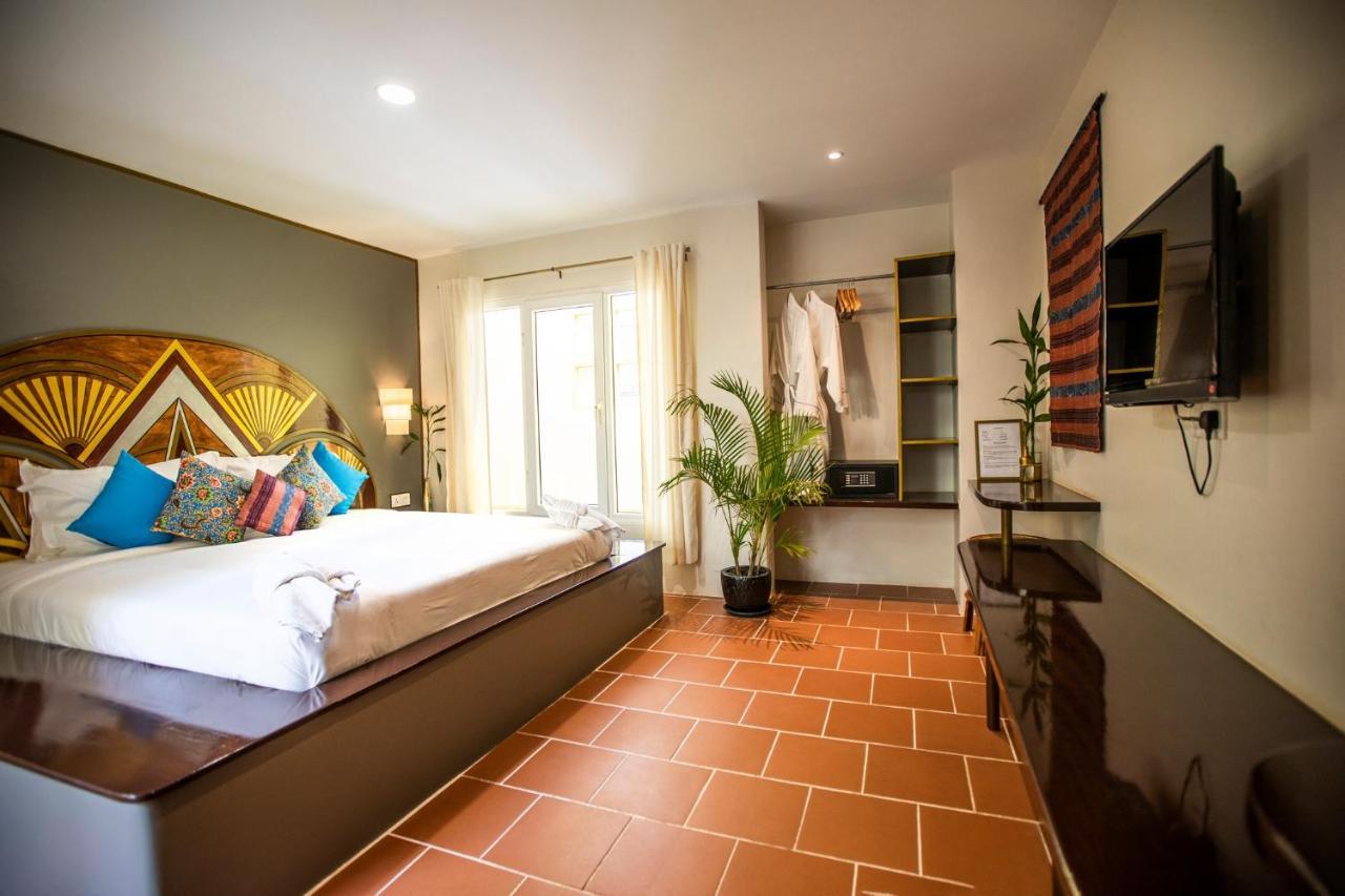 Hotel Old Cinema Kampot Eksteriør bilde